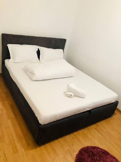 Nice Apt Near Spitalul Judetean, All You Need Lr14 Timisoara Esterno foto