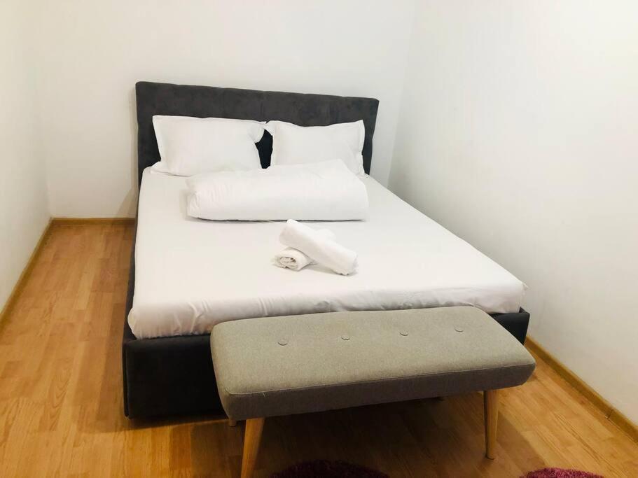 Nice Apt Near Spitalul Judetean, All You Need Lr14 Timisoara Esterno foto