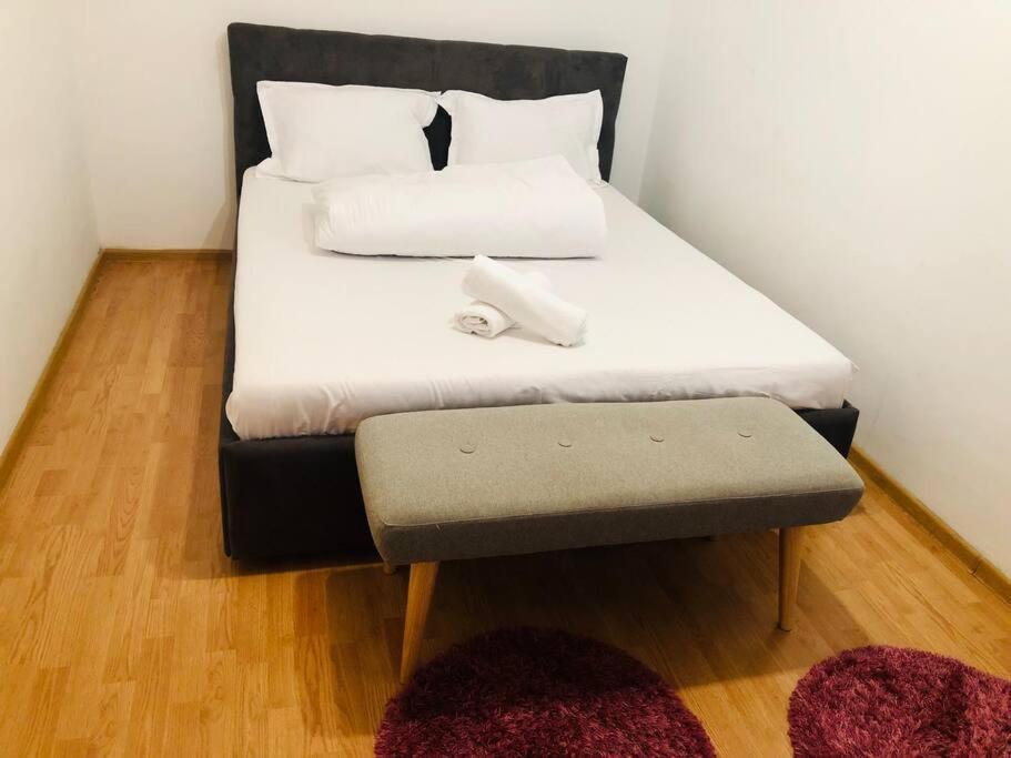 Nice Apt Near Spitalul Judetean, All You Need Lr14 Timisoara Esterno foto